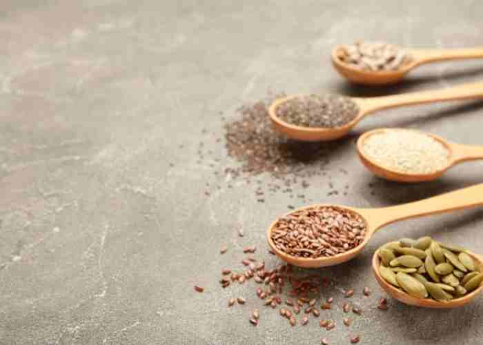 EASY HACKS TO DAILY NOURISH YOUR BODY WITH SEEDS